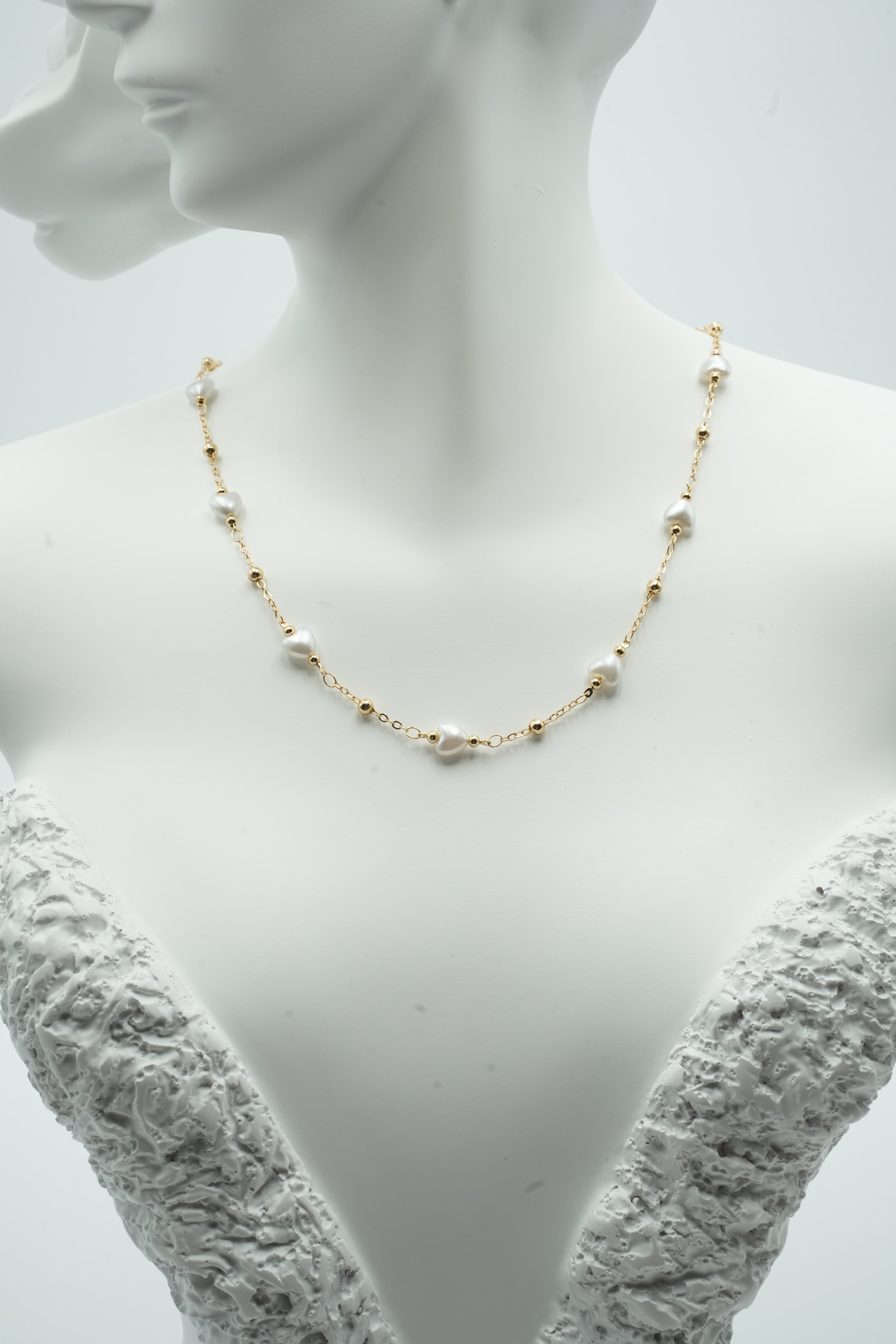 Dorica İnci Kalpli Kolye