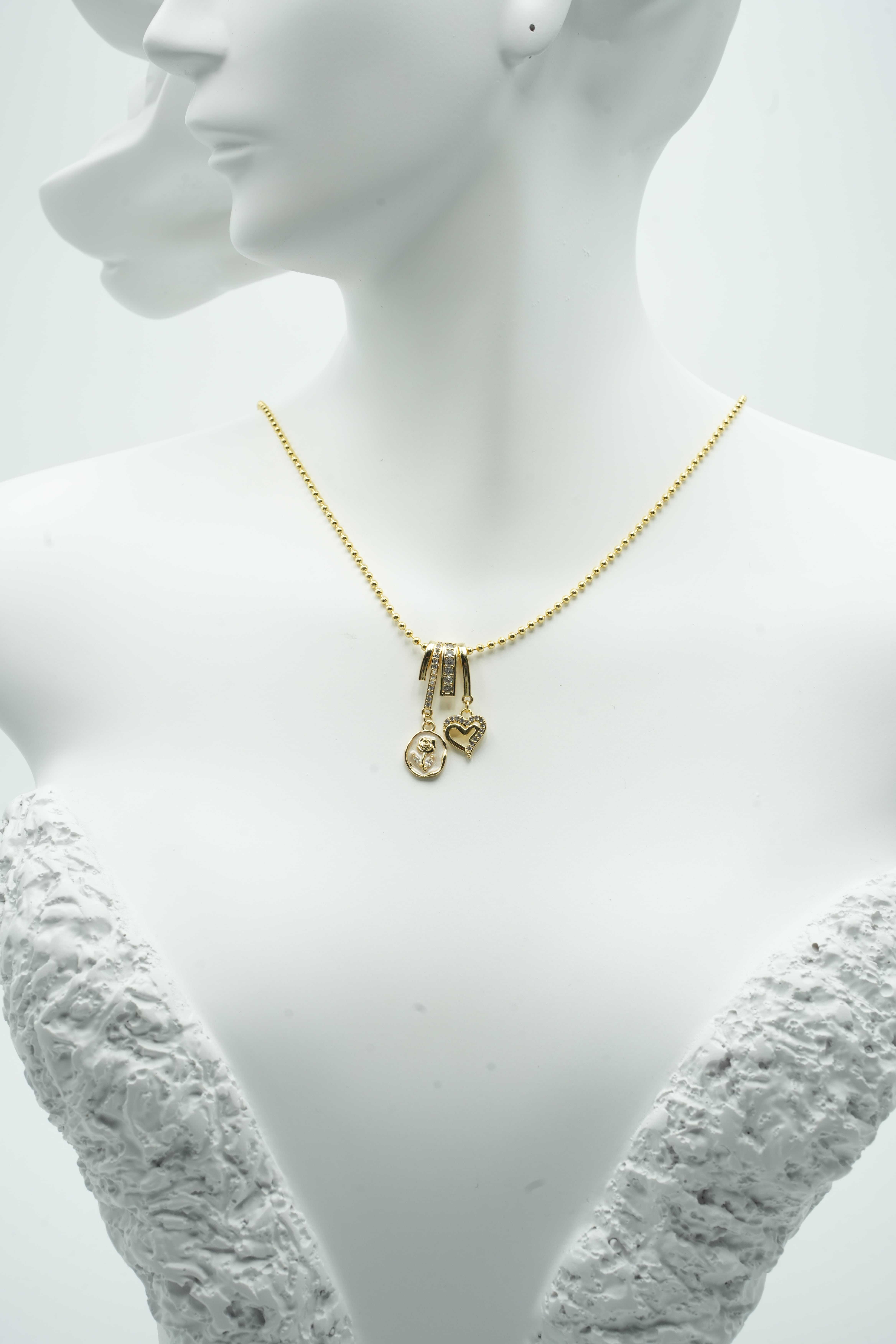 Dorica Zincirli Kolye