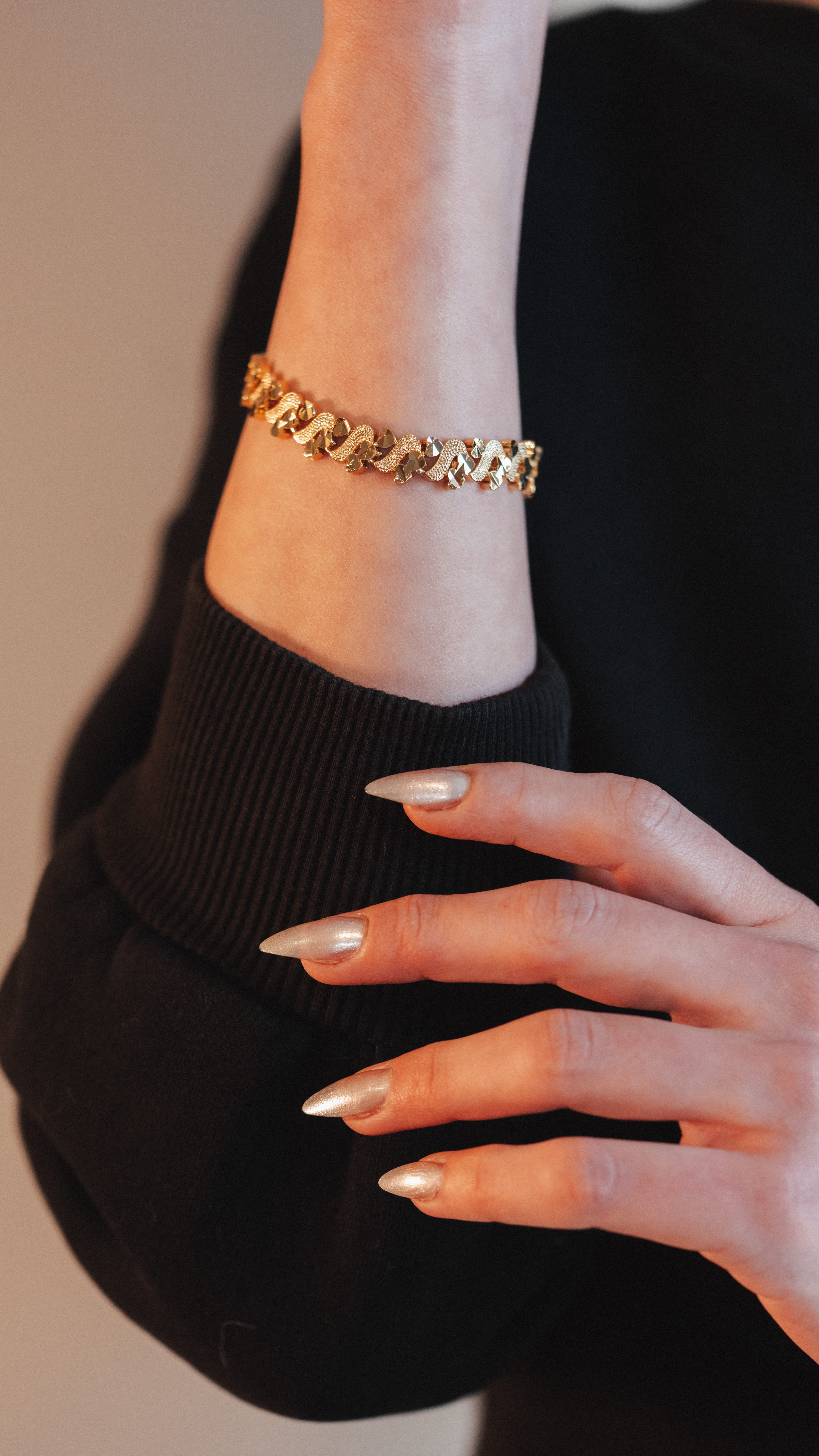 Kalpli Duce Bileklik