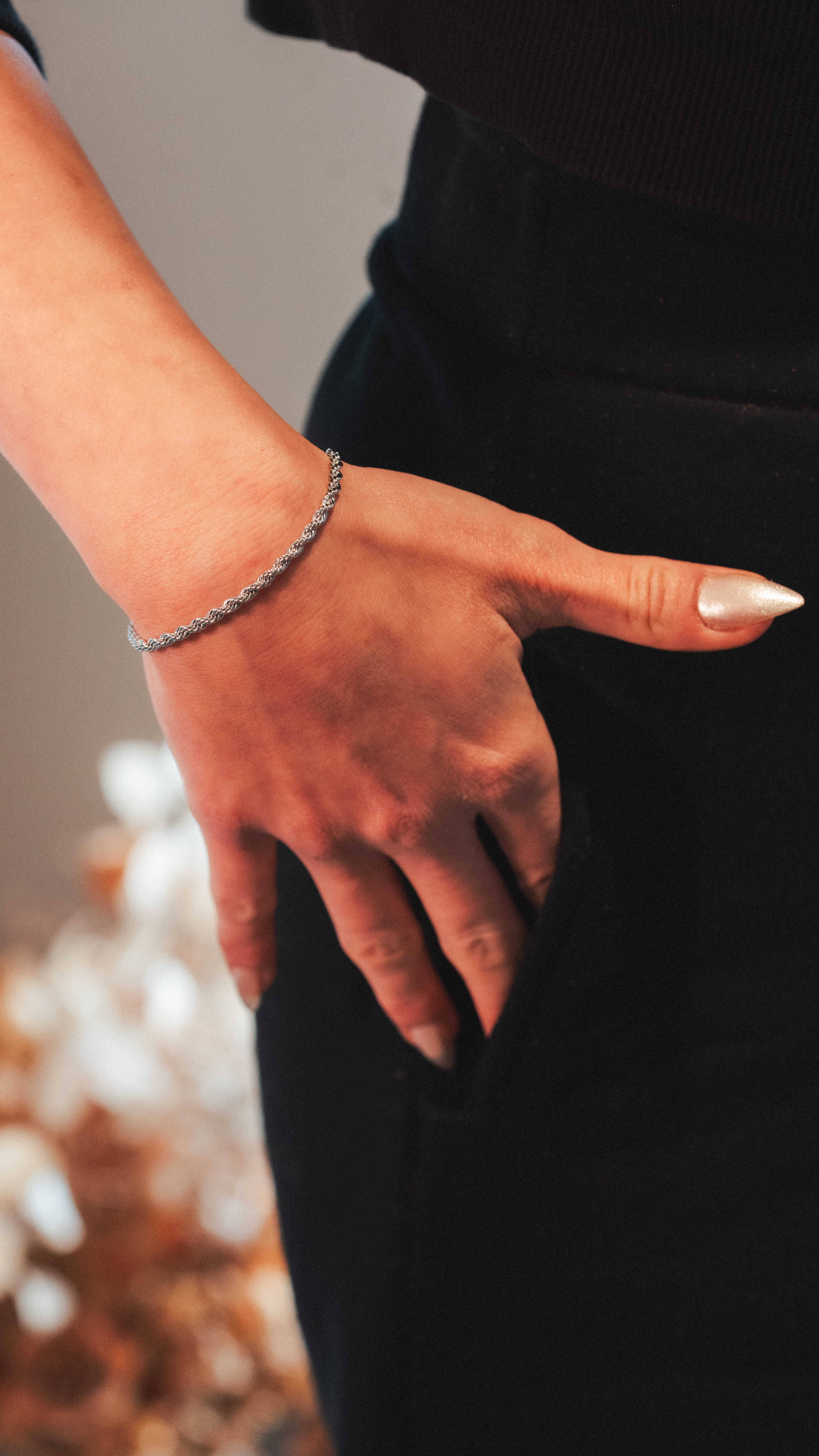 İnce Halat Beyaz Bileklik