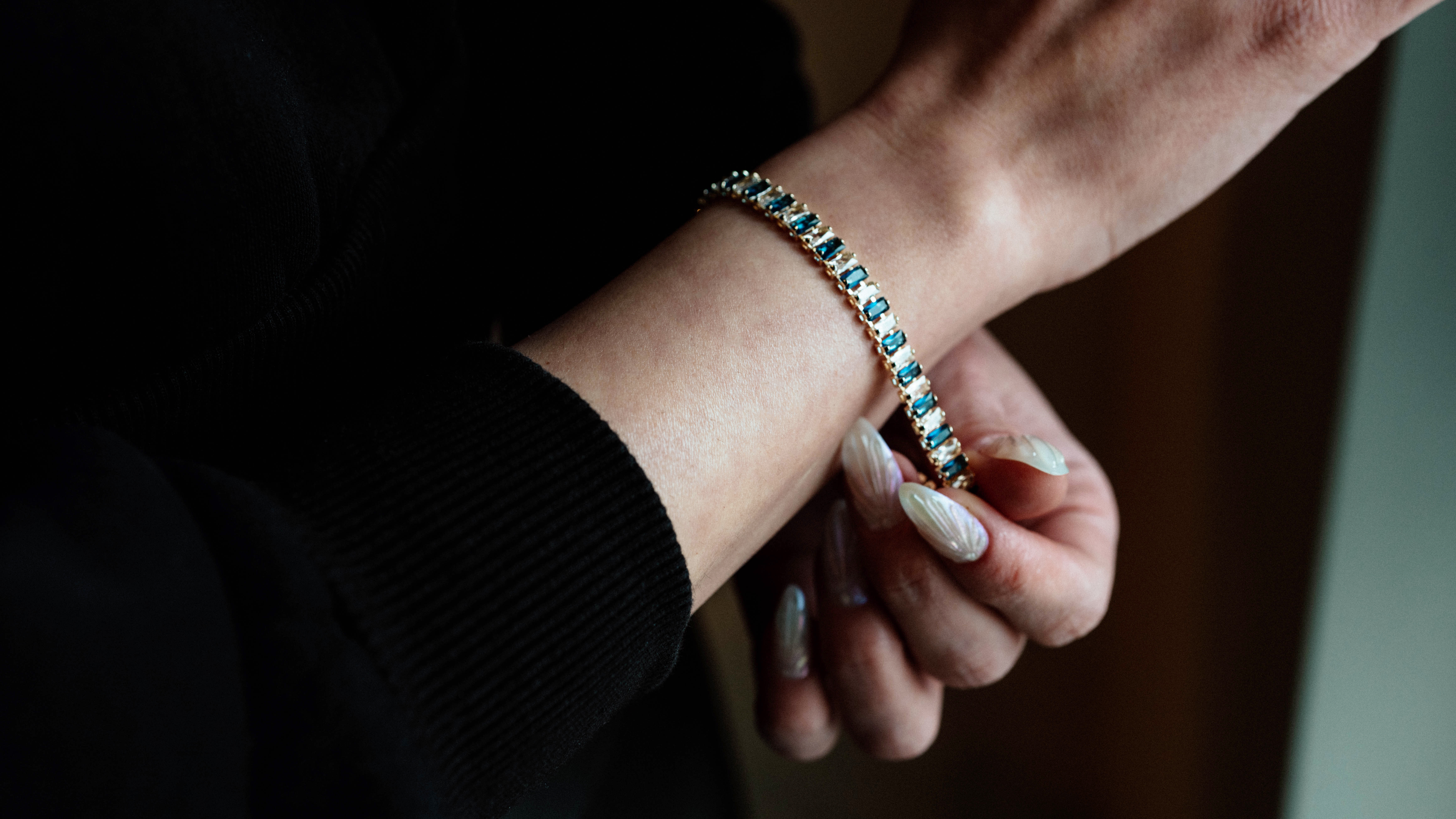 LACVERT BEYAZ BAGET BİLEKLİK